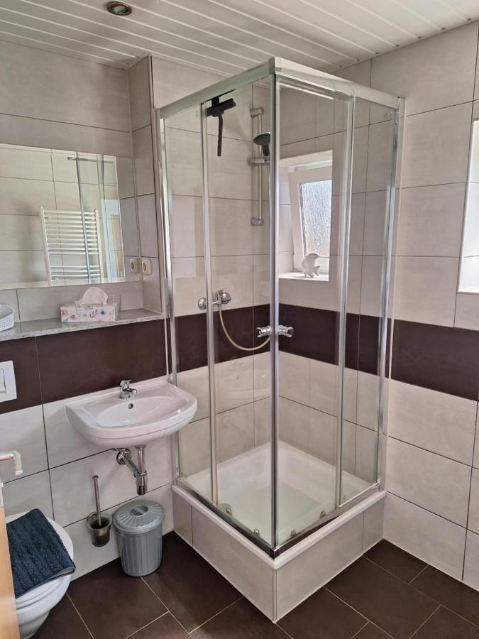 Gaststaette Und Pension Zur Schiene Merseburg Dış mekan fotoğraf