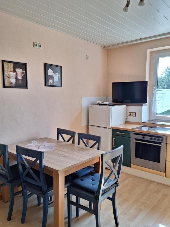 Gaststaette Und Pension Zur Schiene Merseburg Dış mekan fotoğraf