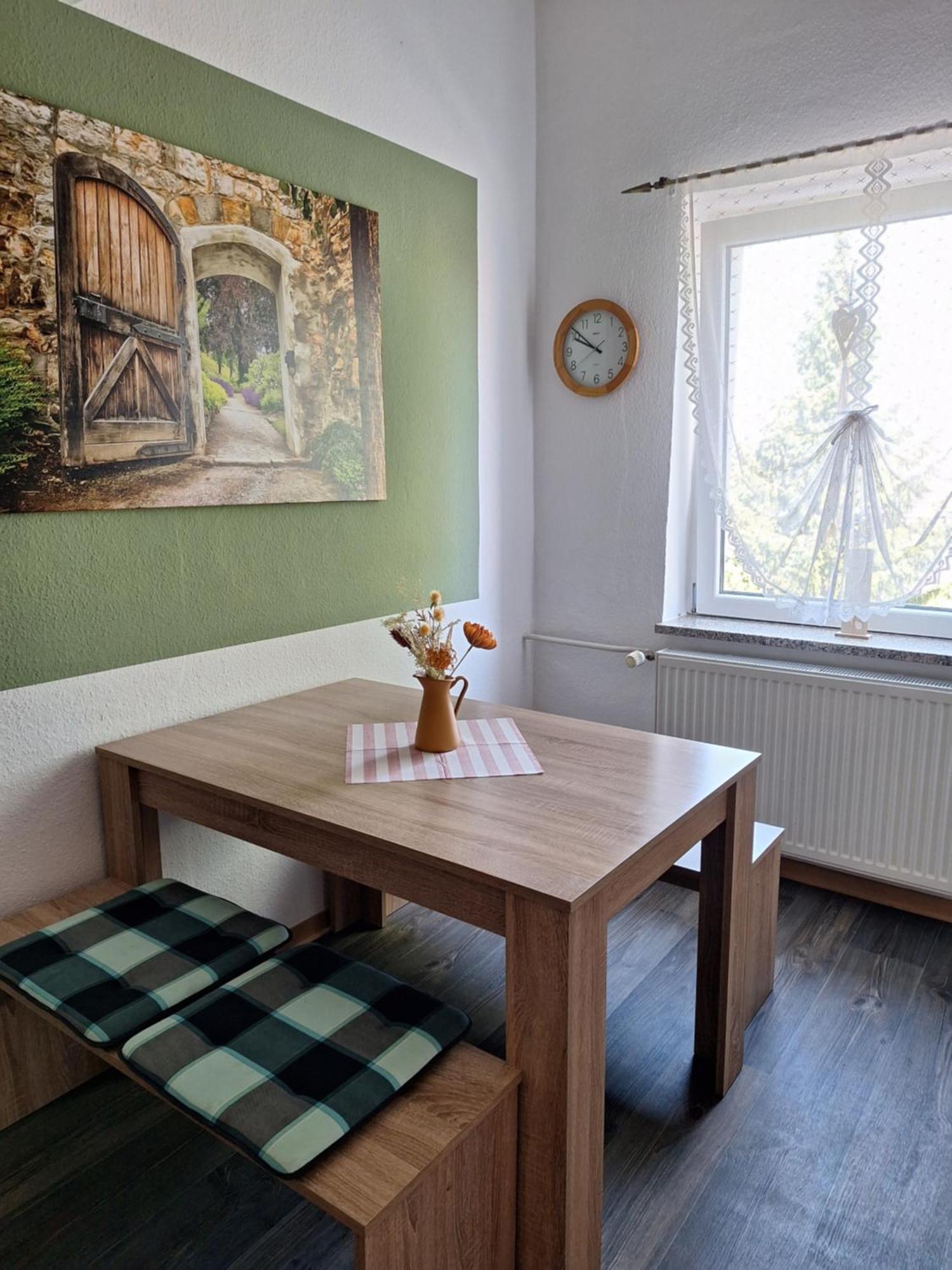 Gaststaette Und Pension Zur Schiene Merseburg Dış mekan fotoğraf